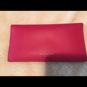 Henri Bendel West 57th Kangaroo Wallet